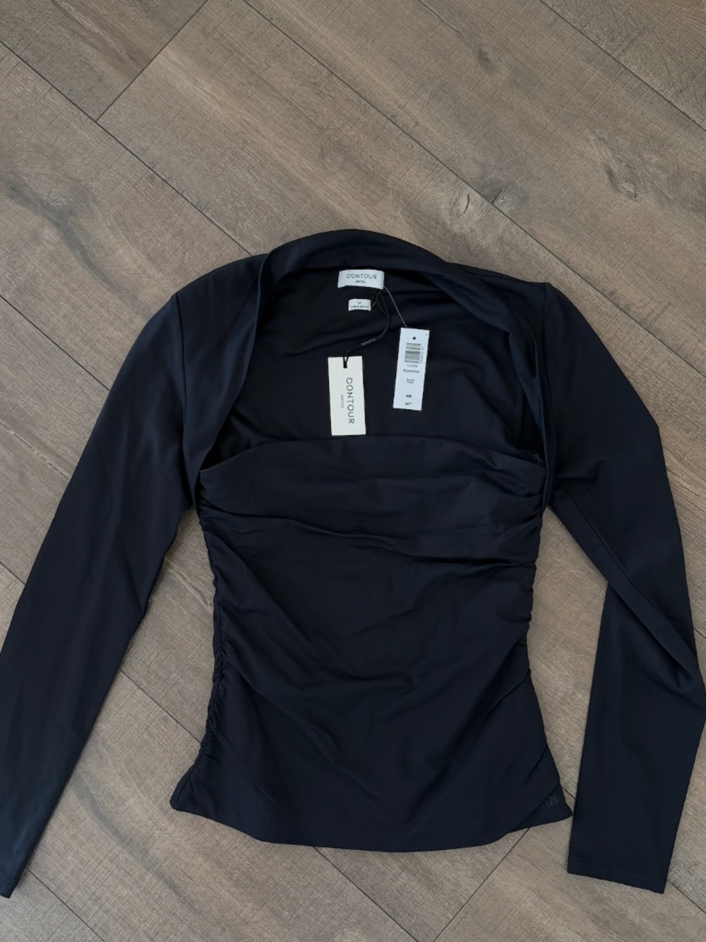 Aritzia Contour Flourish Top